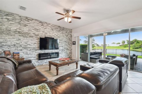 Casa en venta en Wesley Chapel, Florida, 5 dormitorios, 314.1 m2 № 1843491 - foto 9