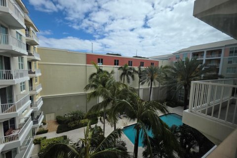 Condominio en venta en Lantana, Florida, 2 dormitorios, 117.52 m2 № 2147188 - foto 25