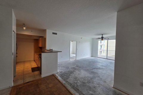 Condominio en venta en Lantana, Florida, 2 dormitorios, 117.52 m2 № 2147188 - foto 17