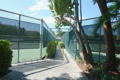 Copropriété à vendre à Key Biscayne, Floride: 2 chambres, 136.57 m2 № 2424449 - photo 15