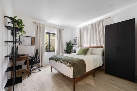 Casa en venta en Miami, Florida, 3 dormitorios, 136.66 m2 № 2286543 - foto 11