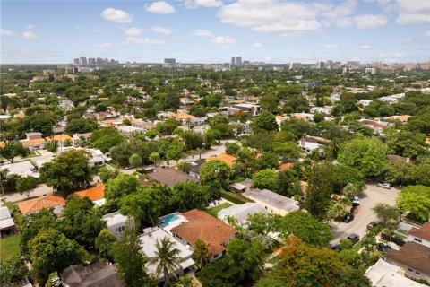 Casa en venta en Miami, Florida, 3 dormitorios, 136.66 m2 № 2286543 - foto 29