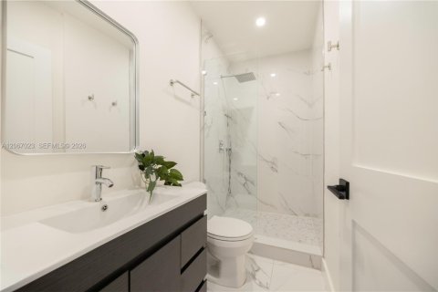Casa en venta en Miami, Florida, 3 dormitorios, 136.66 m2 № 2286543 - foto 14