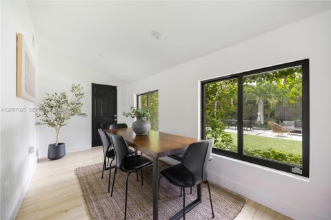 Casa en venta en Miami, Florida, 3 dormitorios, 136.66 m2 № 2286543 - foto 16