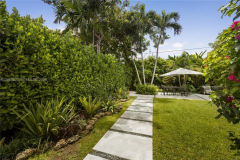 Casa en venta en Miami, Florida, 3 dormitorios, 136.66 m2 № 2286543 - foto 21