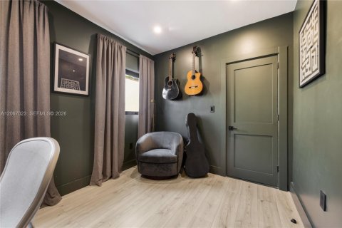 Casa en venta en Miami, Florida, 3 dormitorios, 136.66 m2 № 2286543 - foto 13