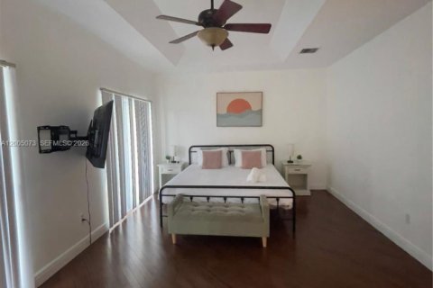 Villa ou maison à louer à Oakland Park, Floride: 4 chambres, 180.42 m2 № 2070398 - photo 15