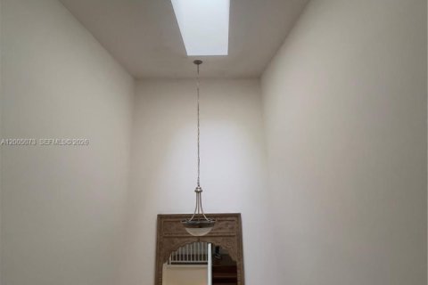 Villa ou maison à louer à Oakland Park, Floride: 4 chambres, 180.42 m2 № 2070398 - photo 8
