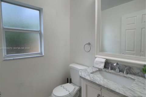 Villa ou maison à louer à Oakland Park, Floride: 4 chambres, 180.42 m2 № 2070398 - photo 5