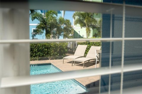 Villa ou maison à vendre à Kissimmee, Floride: 4 chambres, 191.94 m2 № 2410189 - photo 19