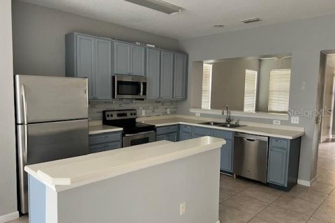 Adosado en alquiler en Kissimmee, Florida, 3 dormitorios, 148.18 m2 № 1906492 - foto 3