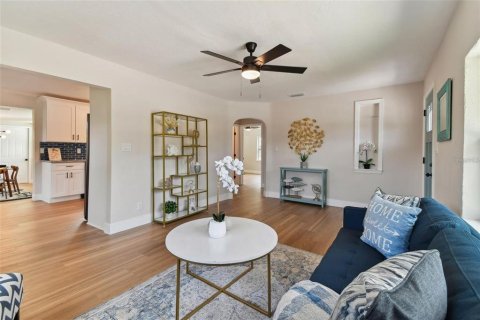 Villa ou maison à vendre à Saint Petersburg, Floride: 2 chambres, 91.6 m2 № 2149193 - photo 5