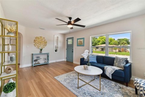 Villa ou maison à vendre à Saint Petersburg, Floride: 2 chambres, 91.6 m2 № 2149193 - photo 6