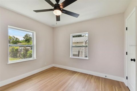 Villa ou maison à vendre à Saint Petersburg, Floride: 2 chambres, 91.6 m2 № 2149193 - photo 16
