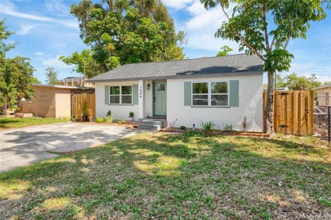 Villa ou maison à Saint Petersburg, Floride 2 chambres, 91.6 m2 № 2149193