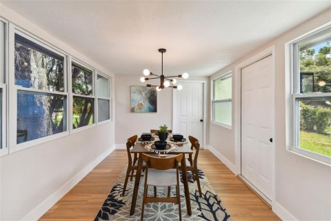Villa ou maison à vendre à Saint Petersburg, Floride: 2 chambres, 91.6 m2 № 2149193 - photo 11