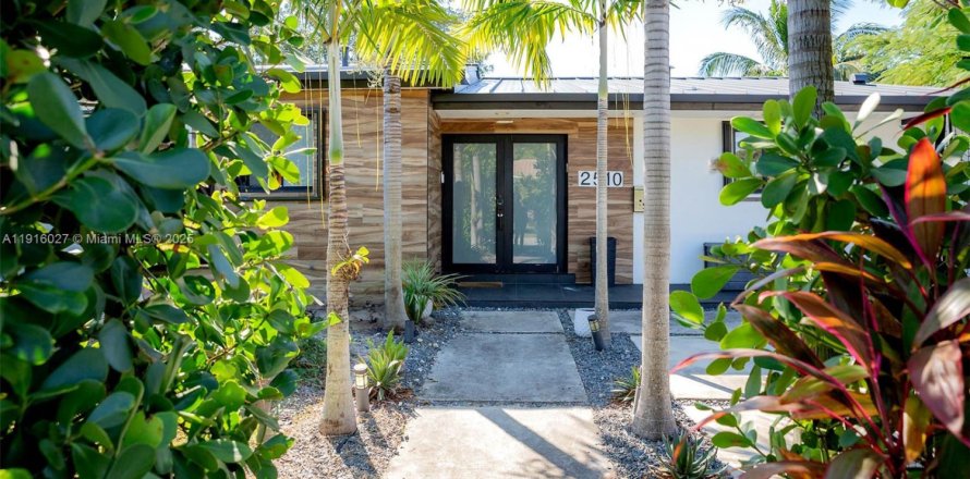 Villa ou maison à Miami, Floride 4 chambres, 169.73 m2 № 1973792