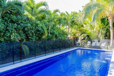 Villa ou maison à vendre à Miami, Floride: 4 chambres, 169.73 m2 № 1973792 - photo 13