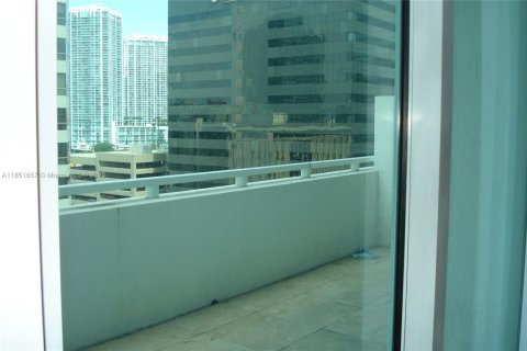 Condo in Miami, Florida, 2 bedrooms  № 1857611 - photo 4