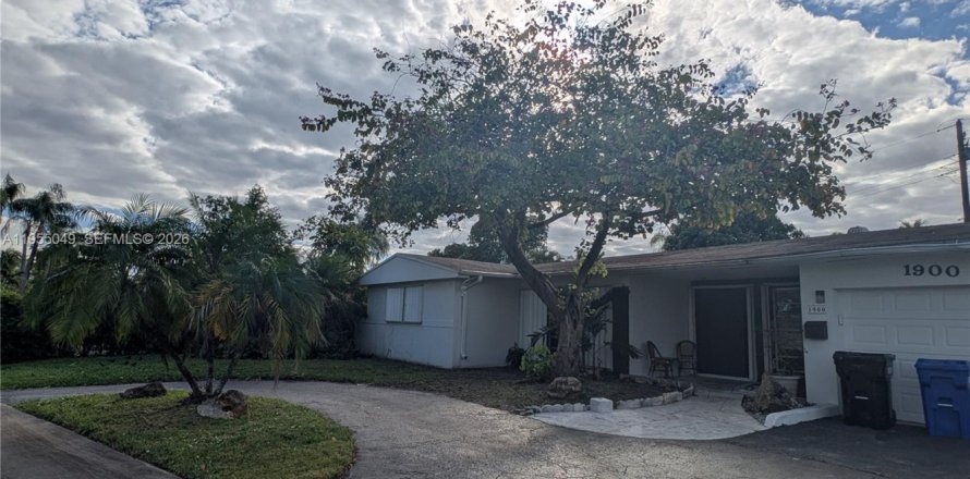 Villa ou maison à North Miami Beach, Floride 3 chambres, 184.88 m2 № 2010945