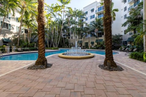 Condo in Plantation, Florida, 2 bedrooms  № 1706032 - photo 23