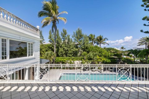 House in Palm Beach, Florida 5 bedrooms, 620.22 sq.m. № 2261882 - photo 8