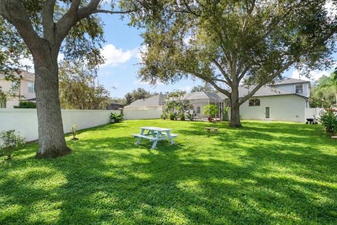 Casa en venta en Tampa, Florida, 4 dormitorios, 329.15 m2 № 2383699 - foto 8
