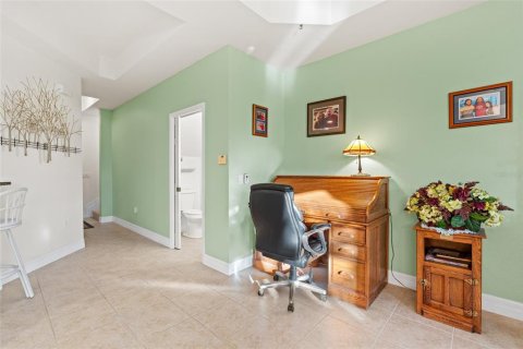 Touwnhouse à vendre à Fort Myers, Floride: 2 chambres, 163.14 m2 № 2118962 - photo 12