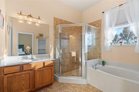 Touwnhouse à vendre à Fort Myers, Floride: 2 chambres, 163.14 m2 № 2118962 - photo 17