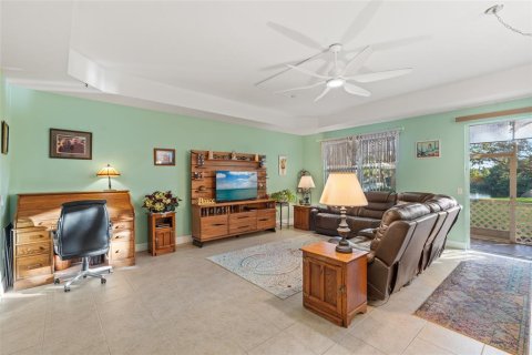 Touwnhouse à vendre à Fort Myers, Floride: 2 chambres, 163.14 m2 № 2118962 - photo 6