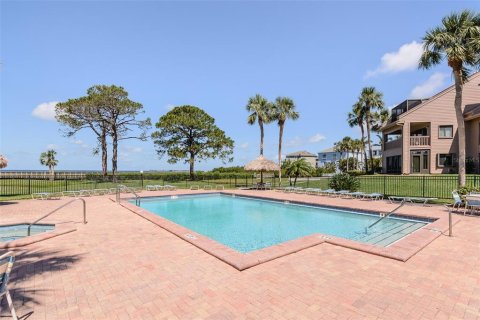 Condominio en venta en Tarpon Springs, Florida, 2 dormitorios, 103.12 m2 № 1879726 - foto 29