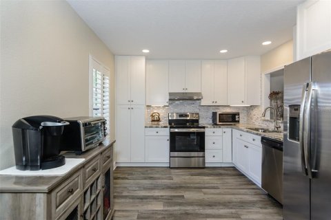 Condominio en venta en Tarpon Springs, Florida, 2 dormitorios, 103.12 m2 № 1879726 - foto 4