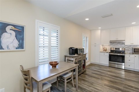 Condominio en venta en Tarpon Springs, Florida, 2 dormitorios, 103.12 m2 № 1879726 - foto 3