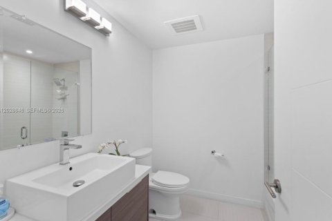 Copropriété à louer à Miami, Floride: 2 chambres, 96.34 m2 № 2154620 - photo 8