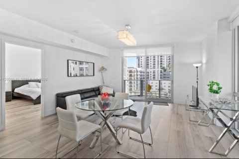 Copropriété à louer à Miami, Floride: 2 chambres, 96.34 m2 № 2154620 - photo 2