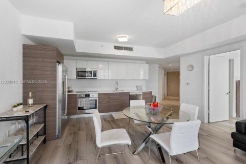 Copropriété à louer à Miami, Floride: 2 chambres, 96.34 m2 № 2154620 - photo 6