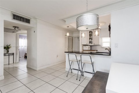 Condominio en venta en Lauderhill, Florida, 2 dormitorios, 80.82 m2 № 1859627 - foto 7