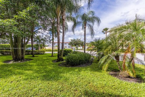 Condominio en venta en Lauderhill, Florida, 2 dormitorios, 80.82 m2 № 1859627 - foto 30