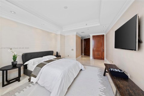 Condo in Miami, Florida, 2 bedrooms № 1972909 - photo 28