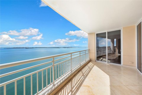 Condo in Miami, Florida, 2 bedrooms № 1972909 - photo 7