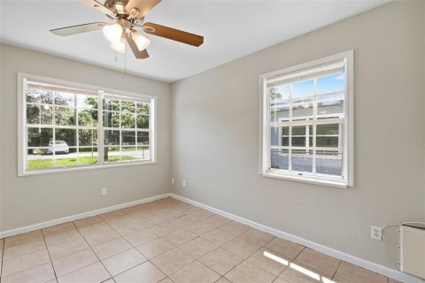 Casa en venta en Winter Haven, Florida, 3 dormitorios, 86.96 m2 № 2383855 - foto 12