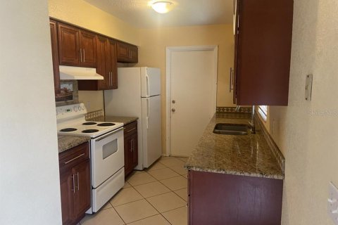 House in Ocoee, Florida 3 bedrooms, 95.22 sq.m. № 1880821 - photo 6
