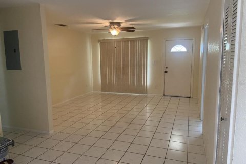 House in Ocoee, Florida 3 bedrooms, 95.22 sq.m. № 1880821 - photo 4