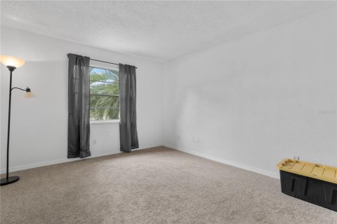 House in Lake Alfred, Florida 3 bedrooms, 156.91 sq.m. № 1903826 - photo 29