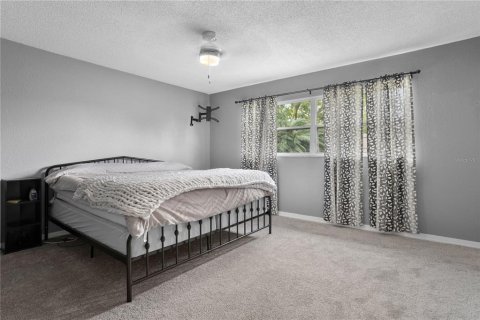 House in Lake Alfred, Florida 3 bedrooms, 156.91 sq.m. № 1903826 - photo 19