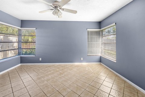 House in Boynton Beach, Florida 3 bedrooms, 166.02 sq.m. № 2081975 - photo 19