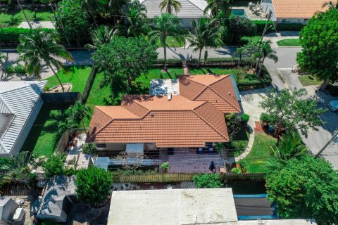 House in Boynton Beach, Florida 3 bedrooms, 166.02 sq.m. № 2081975 - photo 23