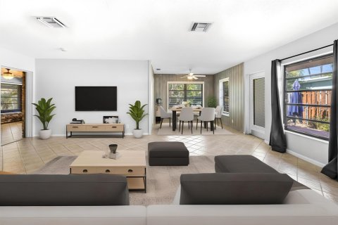 House in Boynton Beach, Florida 3 bedrooms, 166.02 sq.m. № 2081975 - photo 8