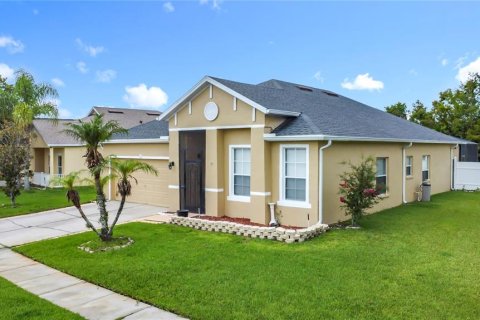 House in Kissimmee, Florida 4 bedrooms, 181.62 sq.m. № 1817414 - photo 2