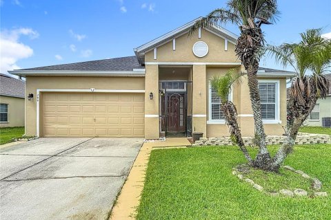 House in Kissimmee, Florida 4 bedrooms, 181.62 sq.m. № 1817414 - photo 1